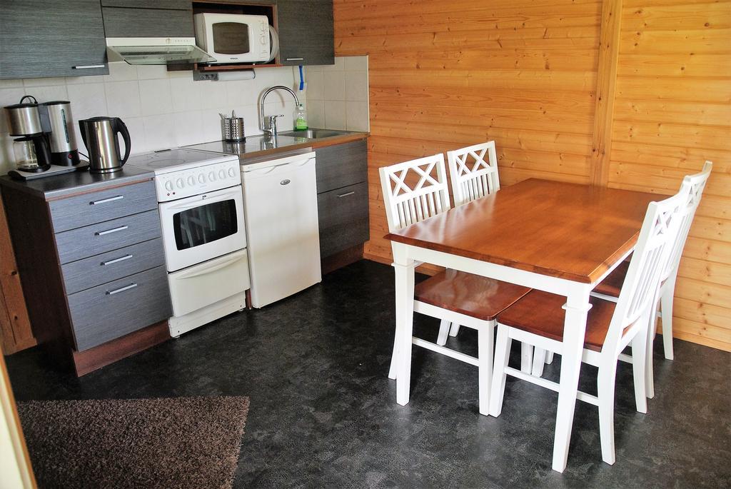 Tastulan Lomakylae Hotel Kaustinen Ruang foto