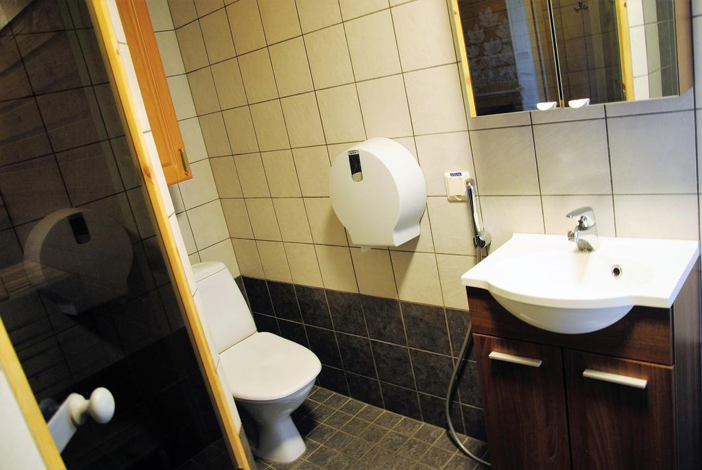 Tastulan Lomakylae Hotel Kaustinen Ruang foto