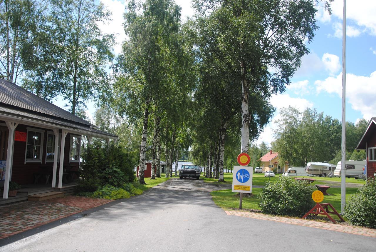 Tastulan Lomakylae Hotel Kaustinen Bagian luar foto