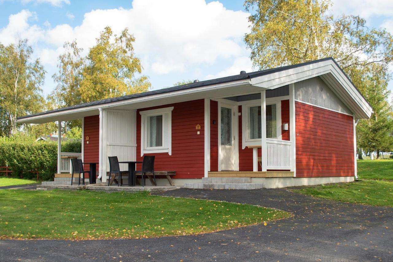 Tastulan Lomakylae Hotel Kaustinen Bagian luar foto